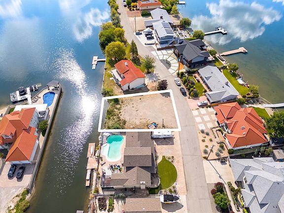 4th image of 54 Harbour Key Dr