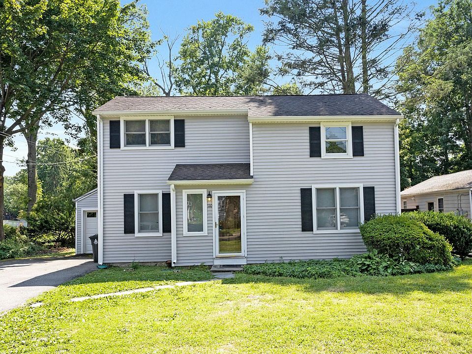1st image of 110 Oaklawn Ave