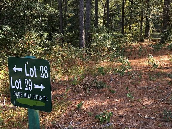 2nd image of 28 Olde Mill Ln