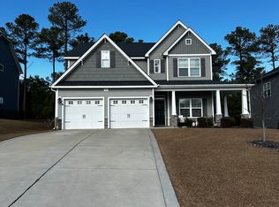 331 Kensington Dr, Spring Lake, NC 28390