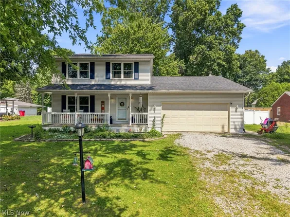 5893 Noel St, Louisville, OH 44641