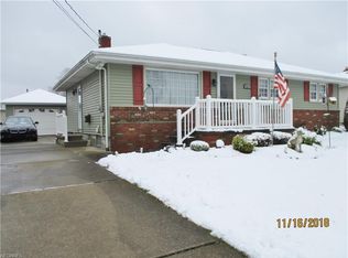 552 Maplewood Ave, Struthers, OH
