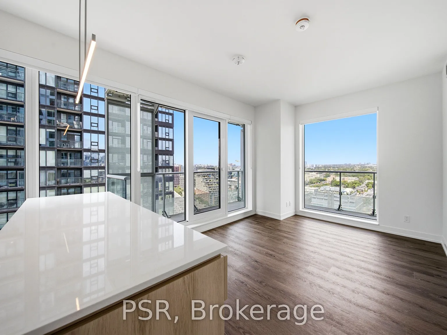 2 bed, $3,400 — Photo 2