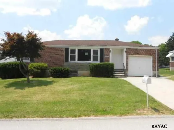 2794 Clearbrook Blvd, York, PA 17406