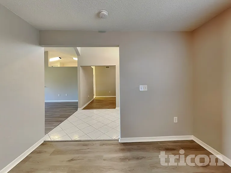 1387 Laurel Glen Dr — Photo 15