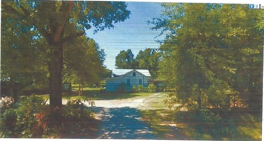 2nd image of 23046 Highway 190 E