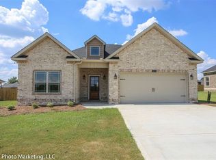 201 Ravencrest Dr, Perry, GA 31069