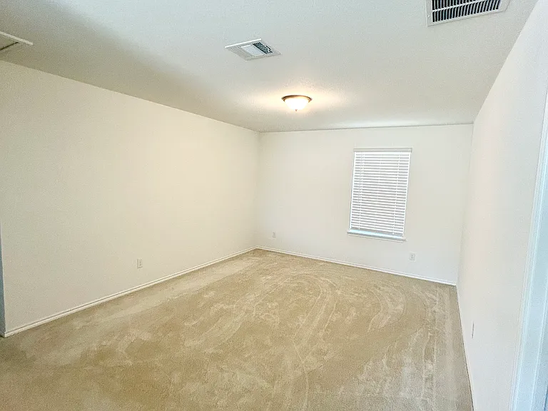 2014 Ebony Dove St #1 — Photo 16