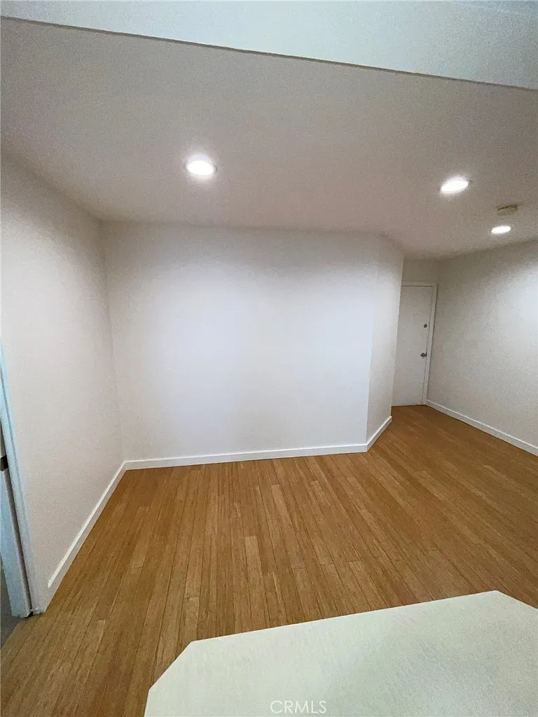 2 bed, 1140 sqft, $3,750 — Photo 4