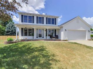 3 Cheviot Ct, Bloomington, IL