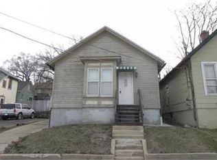 361 Wellington Ave, Elgin, IL 60120