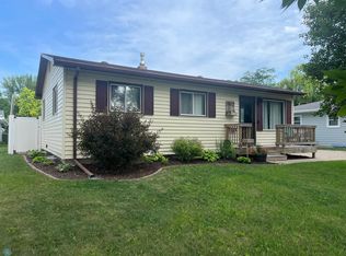 1112 19th St N, Moorhead, MN 56560