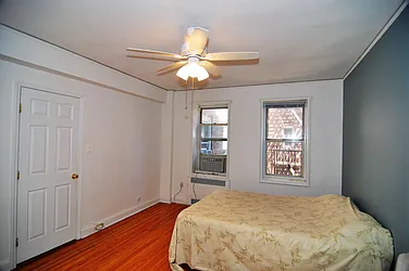 Rented by CENTURY 21 Sunny Gardens Realty, Inc.
