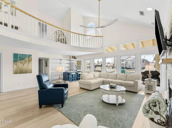 397 Wahoo Rd, Panama City Beach, FL 32408