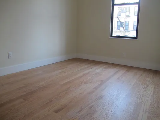 Rented by Brooklyn Group | media 21