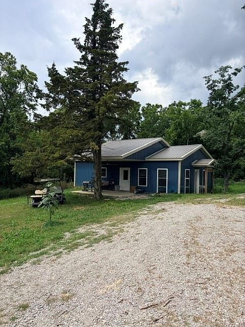 1st image of 42 Bear Dr