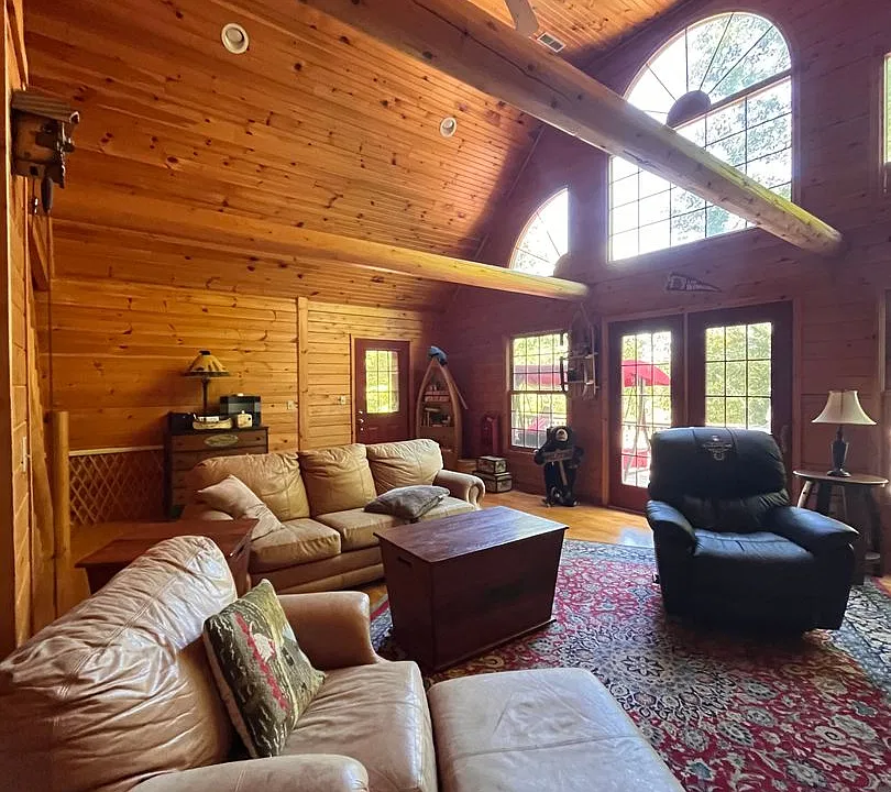 38 Lower Waldron Rd