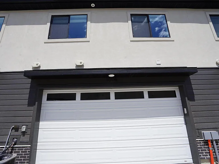 1006 S 200 E — Photo 27
