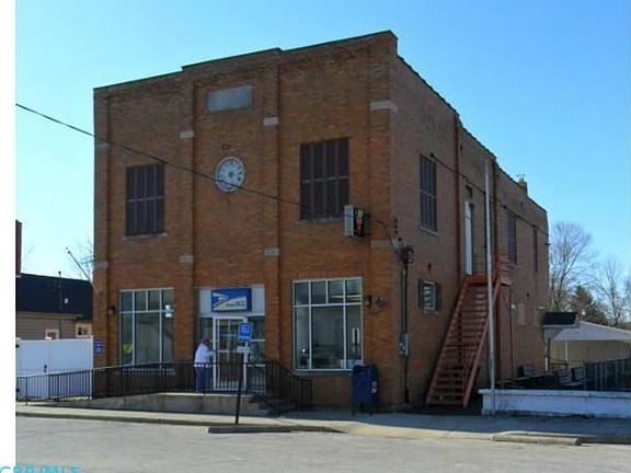 2nd image of 1019 Columbus St