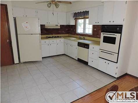 5th image of 548 Duchess Ct