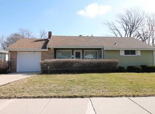 610 N Ringold St, Janesville, WI 53545