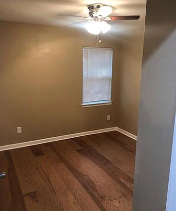 3rd image of 2706 Cary Dr
