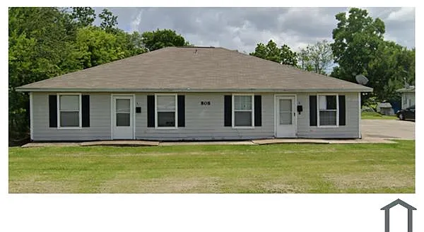 1 bed, $920 — Photo 1