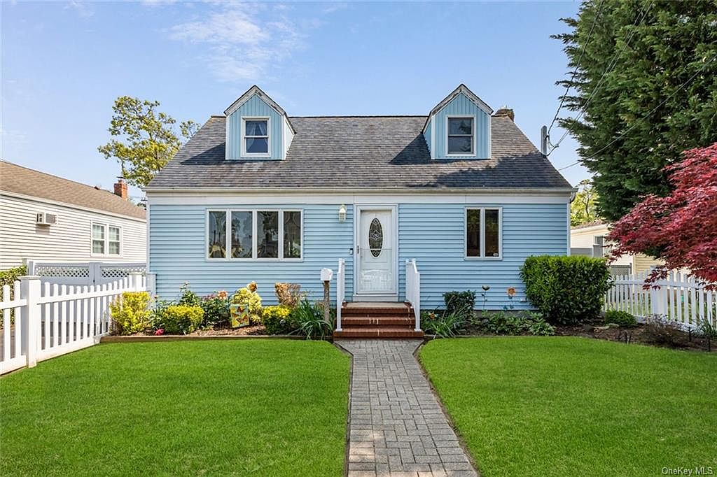 2498 Grand Avenue, Bellmore, NY 11710 Zillow