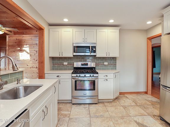 2nd image of 323 Garfield Ave