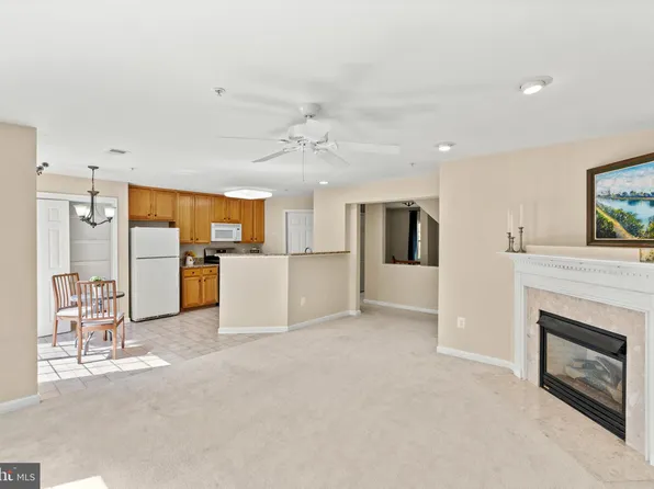 11846 Breton Ct #19B, Reston, VA 20191