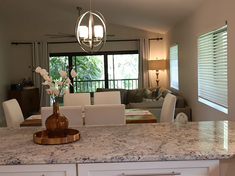 1101 Duncan Cir #204 — Photo 9