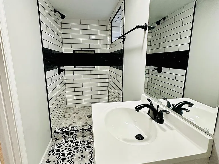 5906 Leewood Ave — Photo 18