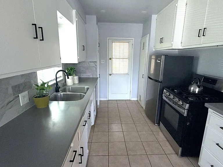 4827 Pacific Ave — Photo 15