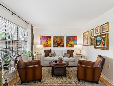 807 W Trinity Ave APT 224, Durham, NC, 27701