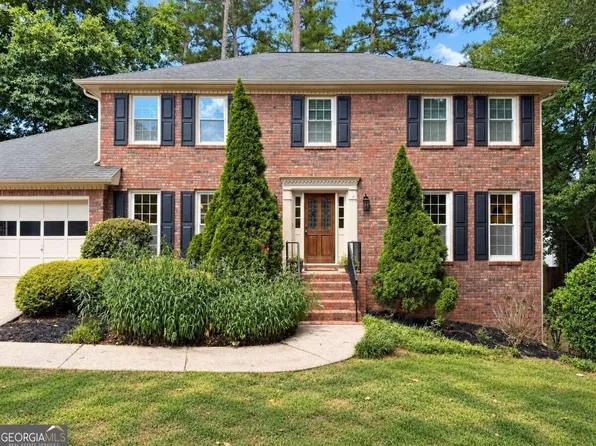 1509 Quarter Horse Way NE, Roswell, GA 30075