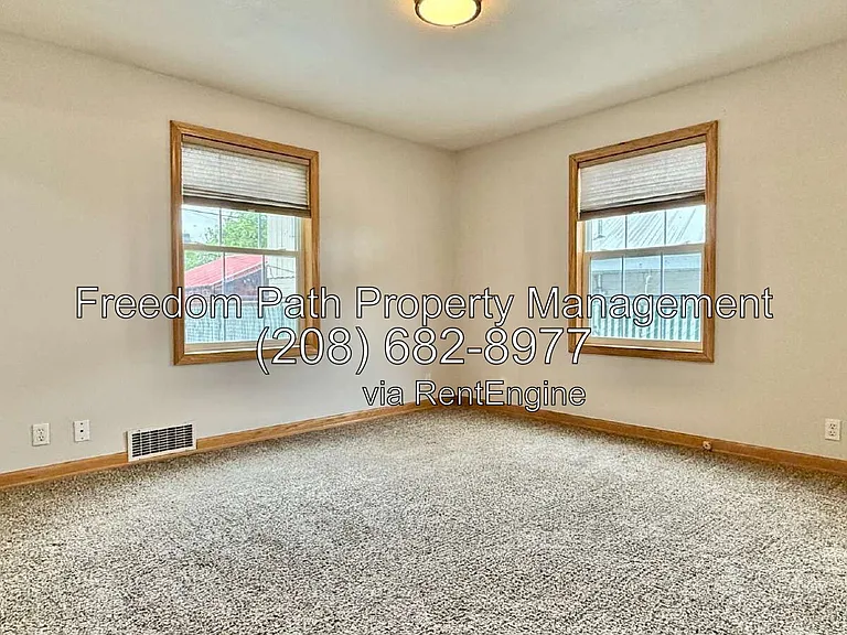 309 W Mission Ave — Photo 9