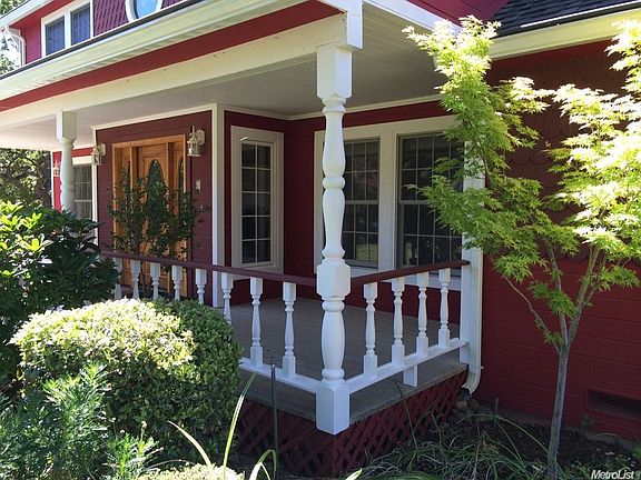 3rd image of 1885 Pheasant Hill Ln