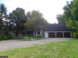 8475 Ann Marie Trl, Inver Grove Heights, MN 55077