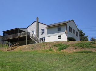 702 Lincoln Rd, Lititz, PA 17543