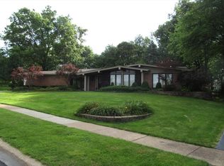 408 Sunnyslope Dr, Ballwin, MO