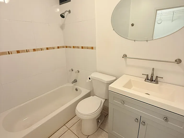 Laguna #6B — Photo 21