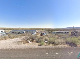 209 Las Palomas Rd, Williamsburg, NM 87942