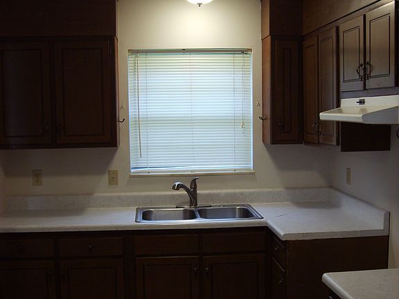 4th image of 3412 Cindy Ln