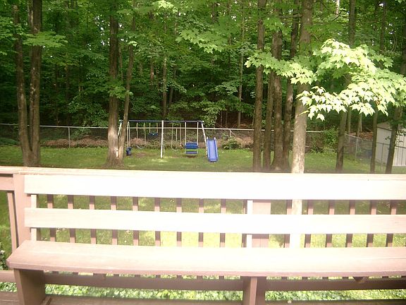 Rear to Fence