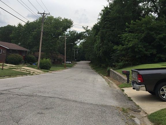 5th image of 704 Northdale Dr