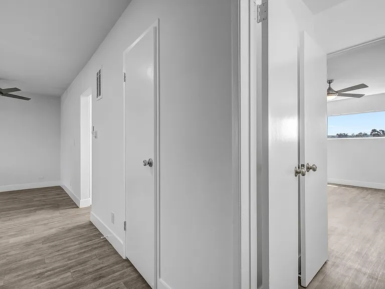 2233 S Ridgeley Dr #303 — Photo 10
