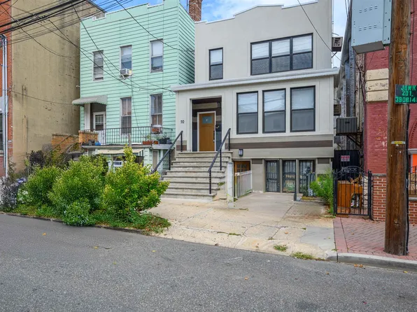 70 Bowers Street image 18 of 23