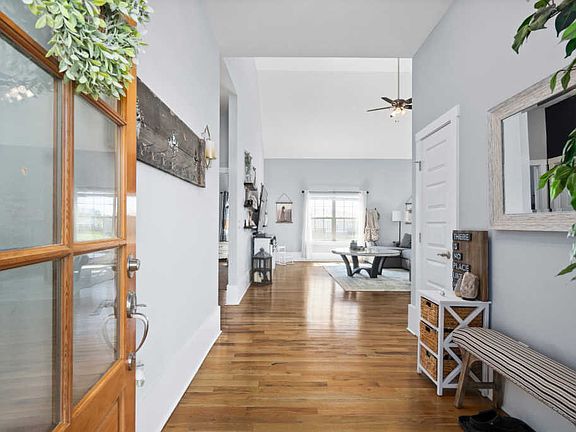 3rd image of 1483 Everwood Dr
