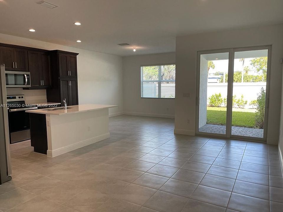 1st image of 534 Parsons Way #534