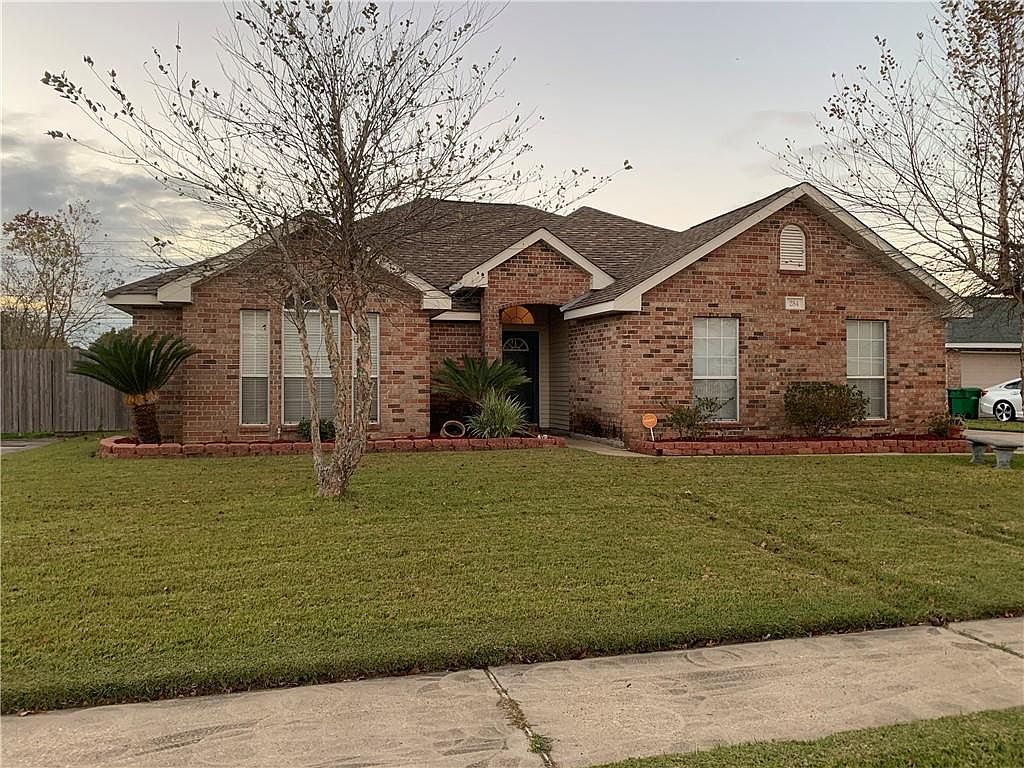 284 Oak Point Dr, La Place, LA 70068 Zillow